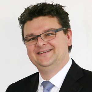 Ansprechpartner vertrieb - SimPlan Zentrale Hanau- SimPlan Headquarters Hanau